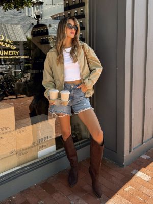 Kenni Barn Jacket in Sand